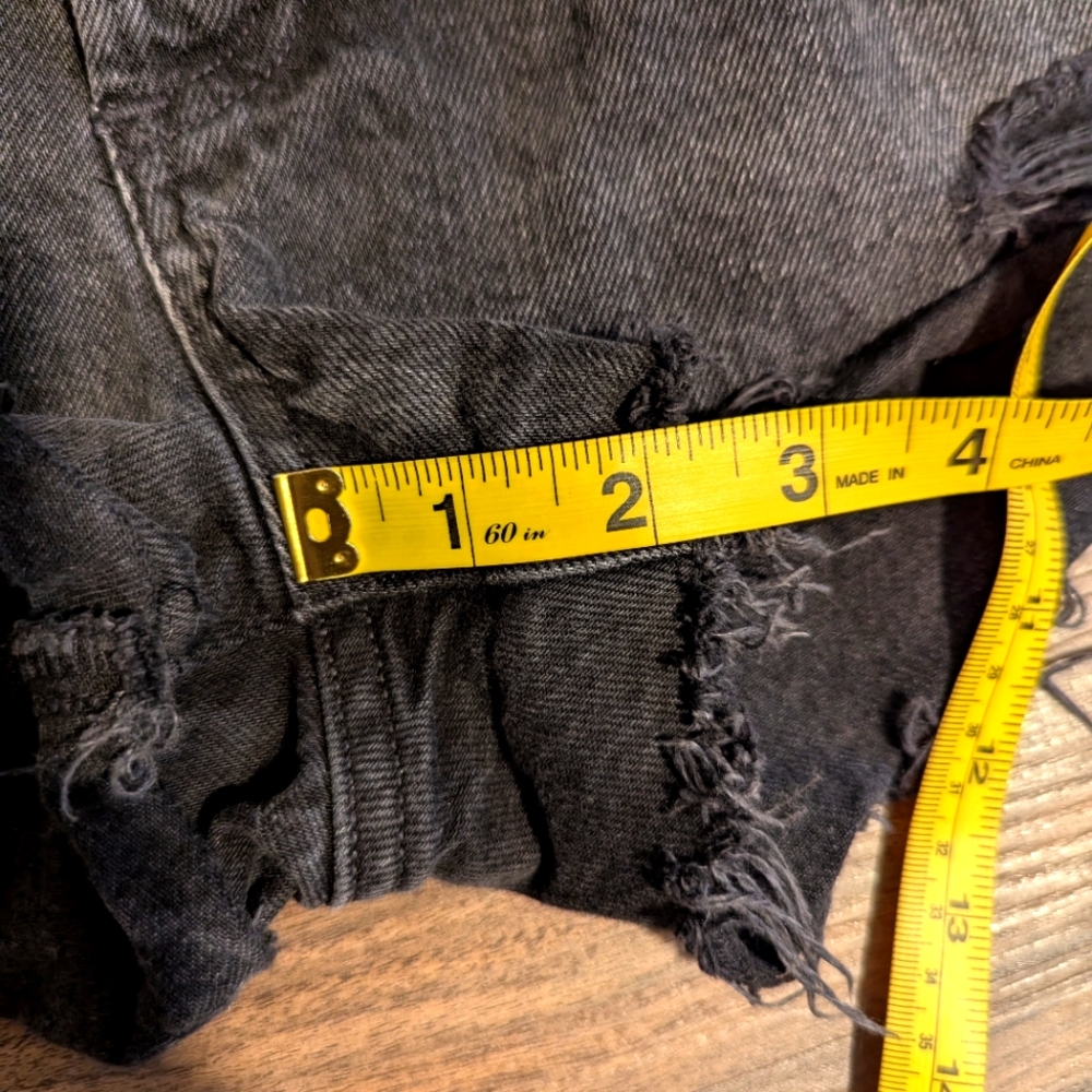 Agolde Parker Shorts - Picture 7 of 9